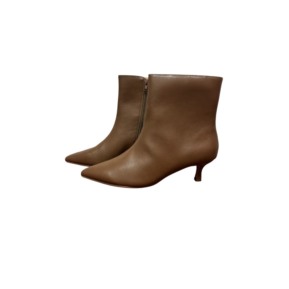 Journee Collection Arely Brown Tan Pointed Toe Kitten Ankle Boots 9.5 Women's